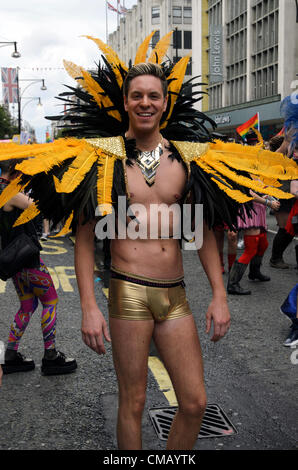 London, UK. 7. Juli 2012. Die Teilnehmer der Welt Gay Pride-Prozession. Stockfoto