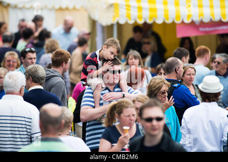 Aberaeron, Ceredigion, Wales. 8. Juli 2012. Cardigan Bay Seafood Festival. Bildnachweis: Keith Morris/Alamy Live-Nachrichten. Stockfoto