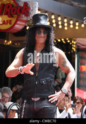 SLASH SLASH geehrt mit Stern auf dem HOLLYWOOD WALK OF FAME HOLLYWOOD LOS ANGELES Kalifornien USA 10. Juli 2012 Stockfoto