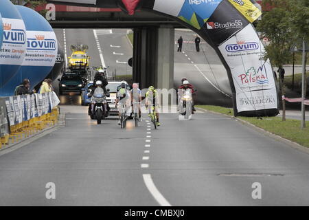 KATOWICE, Polen - Juli 13: 69 Tour de Pologne, das größte Radsport-Event in Osteuropa, Teilnehmer der IV Stufe aus Bedzin nach Kattowitz 13. Juli 2012 in Katowice, Polen Stockfoto