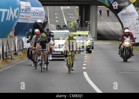 KATOWICE, Polen - Juli 13: 69 Tour de Pologne, das größte Radsport-Event in Osteuropa, Teilnehmer der IV Stufe aus Bedzin nach Kattowitz 13. Juli 2012 in Katowice, Polen Stockfoto