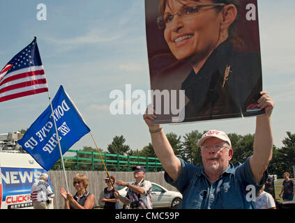 Belleville, Michigan - 14. Juli 2012 - ein 'Patrioten im Park' Rallye, organisiert von der Tea Party und die Amerikaner für den Wohlstand. Das Publikum hörte eine Rede des ehemaligen Alaskas Gouverneurin Sarah Palin. Stockfoto