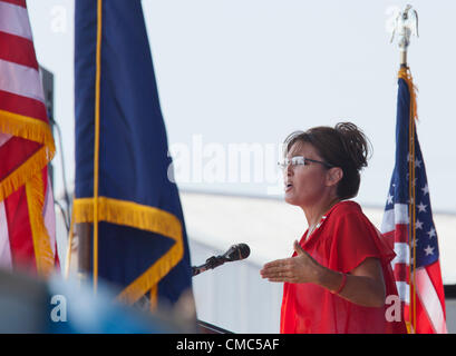 Belleville, Michigan - 14. Juli 2012 - ehemalige Alaskas Gouverneurin Sarah Palin spricht auf einer Kundgebung von "Patrioten im Park", organisiert von der Tea Party und die Amerikaner für den Wohlstand. Stockfoto