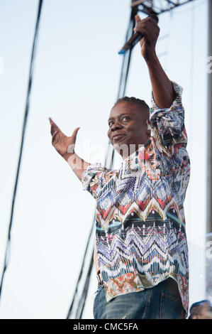 LINCOLN, CA - 14 Juli: Philip Bailey mit Earth Wind and Fire führt auf Thunder Valley Casino Resort in Lincoln, Kalifornien am 14. Juli 2012 Stockfoto