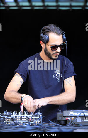 DJ-Set von Brodinski in Tohu Bohu, Radio France Festival, Antigone Montpellier auf Montag, 16. Juli 2012. Stockfoto