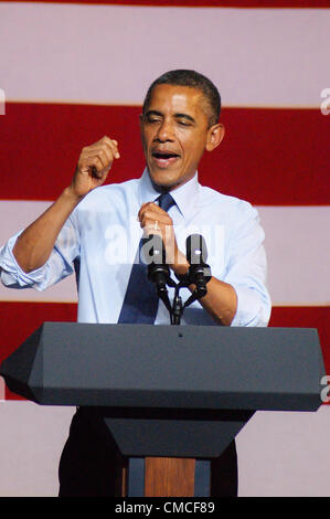 US-Präsident Barak Obama spricht zu einer Masse von ca. 1200 Fans bei einer Spendenaktion in Austin Music Hall in Austin, Texas am 17.07.2012. Stockfoto