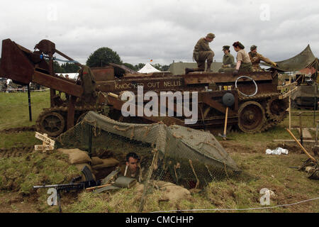 18. Juli 2012. London, Vereinigtes Königreich. Die weltweit größte jährliche militärische Reenactment Veranstaltung begann seine fünftägige laufen The War and Peace Show in Hop Farm, Paddock Wood, Kent. In fünf Tagen von mock Schlachten und Szenen aus der ersten und zweiten Weltkriege beteiligen sich Enthusiasten aus der ganzen Welt in historischen Kostümen und Accessoires. Stockfoto