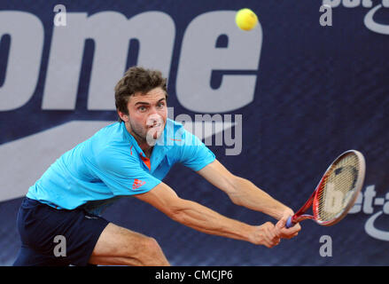 18.07.2012 Hamburg, Deutschland.  Frankreichs Gilles Simon spielt gegen Deutschlands Haas bei der ATPWorld Tour 500 Turnier am Rothenbaum in Hamburg, Deutschland, 18. Juli 2012. Stockfoto