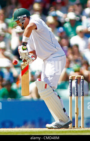 22.07.2012 London, England. Südafrikas Jacques Kallis während der Investec Cricket Test Länderspiel zwischen England und Südafrika, spielte auf dem Kia Oval Cricket Ground: obligatorische Kredit: Mitchell Gunn Stockfoto