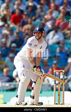 23.07.2012-London, England. Englands James Anderson während der Investec Cricket Test Länderspiel zwischen England und Südafrika, spielte auf dem Kia Oval Cricket Ground. Stockfoto