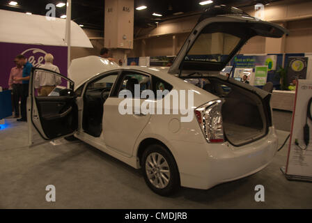 24. Juli 2012 San Antonio, Texas, USA - Toyota Prius, ein Elektroauto auf elektrische Auto Expo 2012 Plug-in. Stockfoto