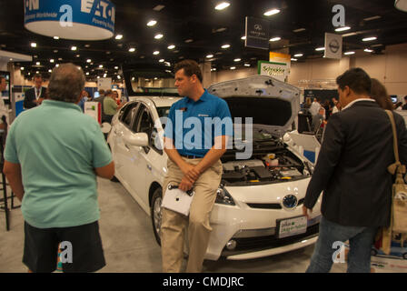 24. Juli 2012 San Antonio, Texas, USA - Toyota Prius, ein Elektroauto auf elektrische Auto Expo 2012 Plug-in. Stockfoto