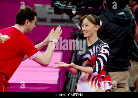 Rie Tanaka (JPN), 29. Juli 2012 - Kunstturnen: Frauen Qualifikation in North Greenwich Arena während der London 2012 Olympischen Spiele in London, Vereinigtes Königreich.   (Foto von Enrico Calderoni/AFLO SPORT) Stockfoto