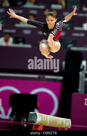 Rie Tanaka (JPN), 29. Juli 2012 - Kunstturnen: Frauen Qualifikation Schwebebalken in North Greenwich Arena während der London 2012 Olympischen Spiele in London, Vereinigtes Königreich.   (Foto von Enrico Calderoni/AFLO SPORT) Stockfoto