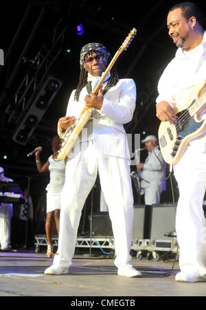 28. Juli 2012. Chic im Camp Bestival Lulworth Castle Dorset. Stockfoto