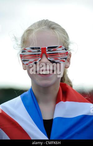 Coventry, Vereinigtes Königreich. Freitag, 3. August 2012. Team GB Fan vor der Olympischen Fußball-Frauen Viertel Endspiel zwischen Großbritannien und Kanada aus der City of Coventry Stadium. Stockfoto