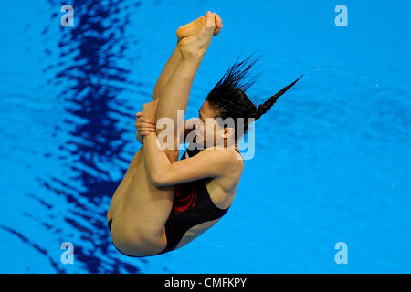 Freitag, 3. August 2012. London, UK.  Chinas Zi He konkurriert in der Frauen 3m Sprungbrett Tauchen Ereignis während der London 2012 Olympische Spiele Aquatics Centre. Stockfoto