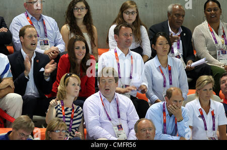 DER Herzog & HERZOGIN von CAMBRIDG Großbritannien STRATFORD LONDON ENGLAND 3. August 2012 Stockfoto