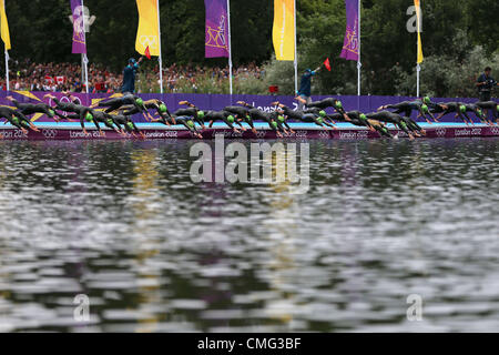 Gesamtansicht, 4. August 2012 - Triathlon: Frauen am Hyde Park in London 2012 Olympische Spiele in London, Vereinigtes Königreich.  (Foto von Koji Aoki/AFLO SPORT) [0008] Stockfoto