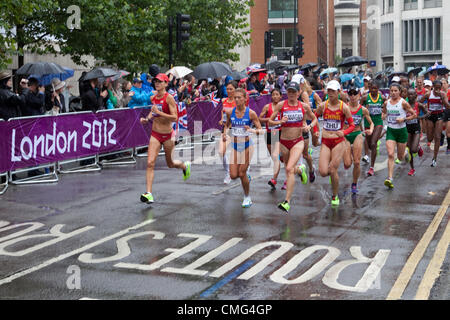 London, UK. 5. August 2012. London2012 Frauen-Marathon in St.Pauls Stockfoto