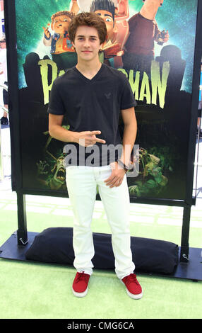 5. August 2012 besucht Los Angeles Premiere der '' PARANORMAN'' am 5. August 2012 am Universal CityWalk Kinos, Los Angeles - Los Angeles, Kalifornien, USA - Billy Unger. CA. USA. (Kredit-Bild: © TLeopold/Globe Photos/ZUMAPRESS.com) Stockfoto