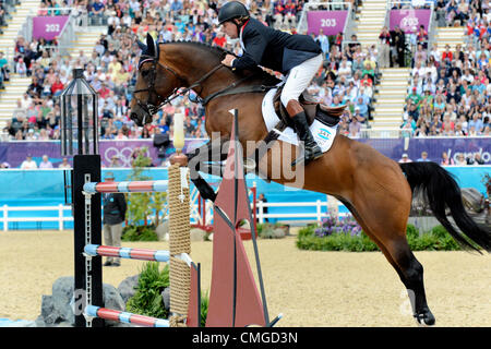 London, UK. 6. August 2012. Greenwich Park. Equestrian Team Springturnier Team Olympiasieger Nick Skelton, Great Britain, Reiten Big Star Stockfoto