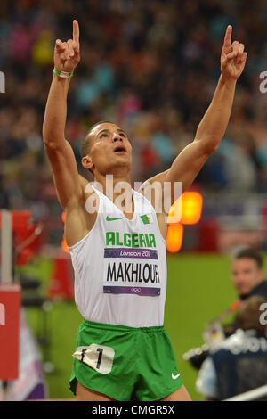 LONDON, ENGLAND - 7 AUGUST Taoufik Makhloufi Algerien gewinnt die Mens 1500m-Finale bei den Abend-Session der Leichtathletik im Olympiastadion am 7. August 2012 in London, England-Foto von Roger Sedres / Gallo Images Stockfoto