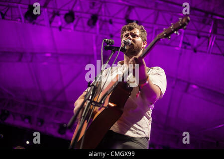 SIBENIK, Kroatien, Mittwoch, 8. August 2012. Dan Mangan führt bei der Terraneo Eco Musiksommer in Sibenik, Kroatien. Stockfoto