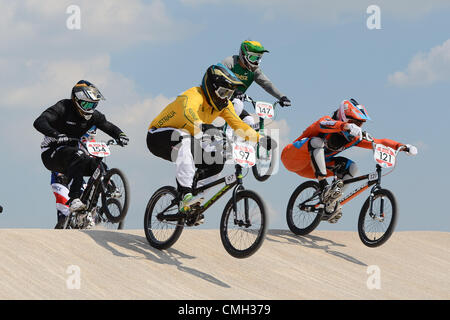 9. August 2012. LONDON, ENGLAND - 9 AUGUST Khalen Young von Australien (97) während die BMX Seeding Run auf der BMX-Bahn am 9. August 2012 in London, England-Foto von Roger Sedres / Gallo Images Credit: Roger Sedres / Alamy Live News Stockfoto