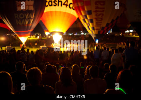 9. August 2012. Bristol, UK. Die Bristol International Balloon Fiesta Nightglow auf 9. August 2012 Stockfoto