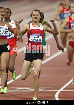 10. August 2012. ASLI CAKIR ALPTEKIN Türkei LONDON 2012 Olympische Spiele, Frauen 1500M Finale STRATFORD, LONDON, ENGLAND 10. August 2012 DIC9252 Stockfoto