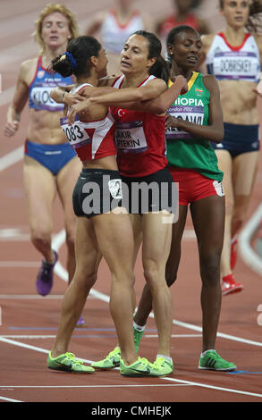 10. August 2012. GAMZE BULUT & ASLI CAKIR ALPTEKIN Türkei LONDON 2012 Olympische Spiele, Frauen 1500M Finale STRATFORD, LONDON, ENGLAND 10. August 2012 DIC9254 Stockfoto