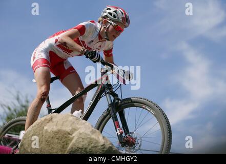 11. August 2012. 11.08.2012. Hadleigh Woods, Essex, England.  Elisabeth Osl Österreichs konkurriert während der Frauen Langlauf Finales der Radsport Mountainbike Veranstaltung in Hadleigh Farm auf die 2012 Olympischen Spiele in London, London, Vereinigtes Königreich, 11. August 2012. Bildnachweis: Aktion Plus Sportbilder / Alamy Live News Stockfoto