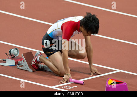 Ryota Yamagata (JPN), 11. August 2012 - Leichtathletik: Ryota Yamagata Japan bereitet vor konkurrieren die Männer 4x100m Staffel Finale von London 2012 Olympische Spiele im Olympiastadion in London, Vereinigtes Königreich. (Foto von Enrico Calderoni/AFLO SPORT) [0391] Stockfoto