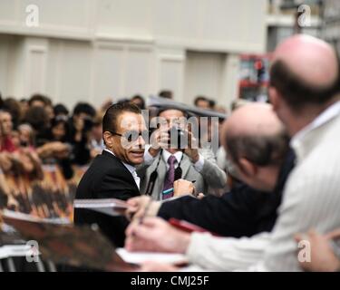 13. August 2012. Jean-Claude Van Damme besucht UK-Premiere von dem Film Expendables 2 auf 13.08.2012 in The Empire Leicester Square, London. Personen im Bild: Jean-Claude Van Damme. Bild von Julie Edward Credit: JEP Promi-Fotos / Alamy Live News Stockfoto