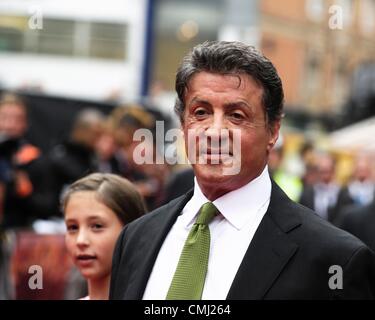 13. August 2012. Sylvester Stallone besucht UK-Premiere von dem Film Expendables 2 auf 13.08.2012 in The Empire Leicester Square, London. Personen im Bild: Sylvester Stallone. Bild von Julie Edward Credit: JEP Promi-Fotos / Alamy Live News Stockfoto