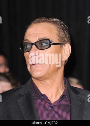 15. August 2012. 15. August 2012. Jean Claude Van Damme im Ankunftsbereich für THE EXPENDABLES 2 Premiere, Graumans Chinese Theatre, Los Angeles, CA 15. August 2012. Foto von: Elizabeth Goodenough/Everett Collection/Alamy Live News/Alamy Live-Nachrichten Stockfoto