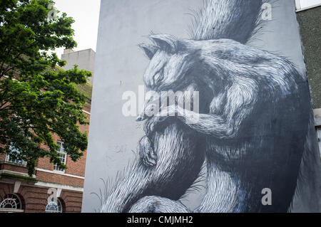 "Bristol, UK. Freitag, 17. August 2012. "See No Evil" street Art Event in Nelson Street, Bristol." Stockfoto