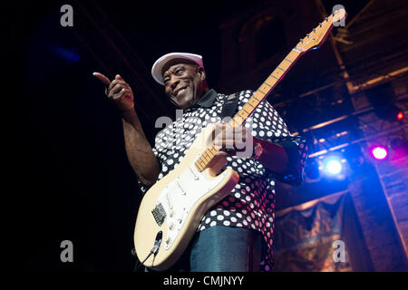 11. August 2012 führt - Saratoga, Kalifornien, USA - Blues Gitarren-Legende BUDDY GUY live auf dem Berg-Weingut. (Bild Kredit: ¬ © Jerome Brunet/ZUMA drücken) Stockfoto