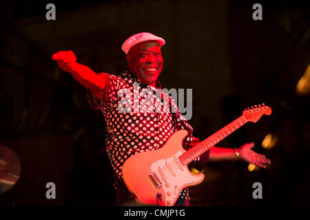 11. August 2012 führt - Saratoga, Kalifornien, USA - Blues Gitarren-Legende BUDDY GUY live auf dem Berg-Weingut. (Bild Kredit: ¬ © Jerome Brunet/ZUMA drücken) Stockfoto