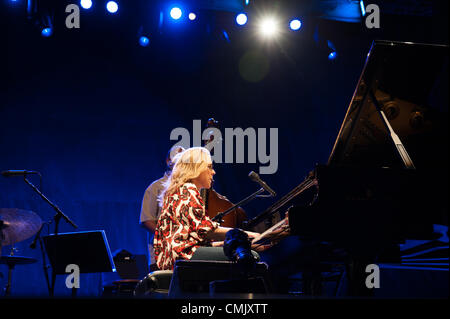 LINCOLN, CA-18 August: Diana Krall führt auf Thunder Valley Casino Resort in Lincoln, Kalifornien am 18. August 2012 Stockfoto