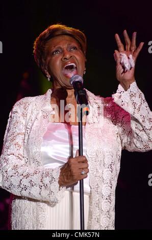New York, USA. 20. August 2012.  Cissy Houston auf der Bühne für Martin Luther King Jr. Konzertreihe mit Cissy Houston, Wingate Field, New York, NY 20. August 2012. Foto von: Derek Sturm/Everett Collection Stockfoto