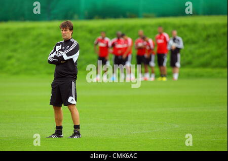 Im Bild: Manager Michael Laudrup. Dienstag, 21. August 2012 Re: Barclays Premier League Seite Swansea City Football Club Training bei Llandarcy, South Wales, UK. Stockfoto