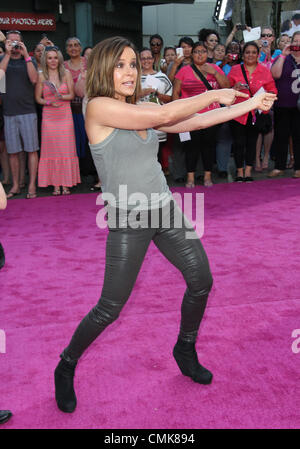 21. August 2012 besucht - Los Angeles, Kalifornien, USA - Jennifer Grey 25. Jahrestag von Lionsgate '' Dirty Dancing'' 21. August 2012 in The Grauman chinesischen Theatre,Hollywood.CA.USA statt. (Kredit-Bild: © TLeopold/Globe Photos/ZUMAPRESS.com) Stockfoto