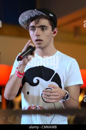 Nathan Sykes auf der Bühne für das Leben von T5 - The Wanted in Konzert, JFK International Airport, New York, USA. 22. August 2012. Stockfoto