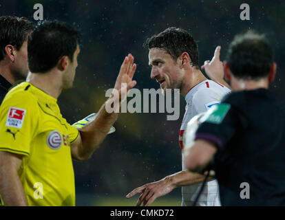 Fussball, Dortmund, Deutschland, 1. Bundesliga, 11. Spieltag, Borussia Dortmund (BVB) - VFB Stuttgart (VFB) 6-1 Im Signal Iduna Park in Dortmund am 01. 11. 2013 Christian GENTNER (VFB) Foto: Norbert Schmidt Stockfoto