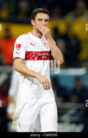 Fussball, Dortmund, Deutschland, 1. Bundesliga, 11. Spieltag, Borussia Dortmund (BVB) - VFB Stuttgart (VFB) 6-1 Im Signal Iduna Park in Dortmund am 01. 11. 2013 Christian GENTNER (VFB) Foto: Norbert Schmidt Stockfoto