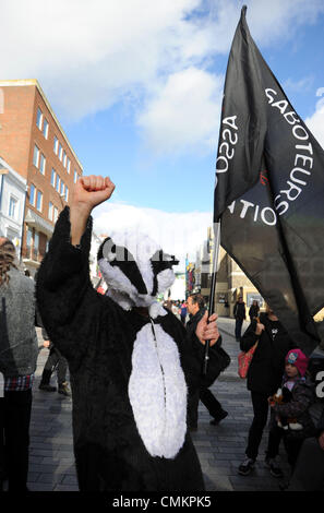 Anti-Dachs Keulen Sie Protest in Brighton UK Stockfoto