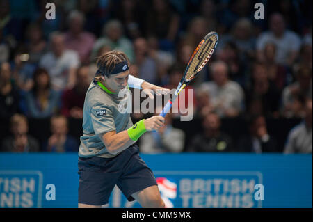 London, UK. 5. November 2013.  David Ferrer (ESP) Rafael Nadal (ESP) an die Barclays ATP World Tour Final Kredit spielen: © Malcolm Park Leitartikel/Alamy Live-Nachrichten Stockfoto