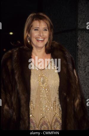 LORRAINE BRACCO.31st International Emmy Awards im Hilton New York, New York 2003.k34307psc. (Kredit-Bild: © Paul Schmulbach/Globe Photos/ZUMAPRESS.com) Stockfoto